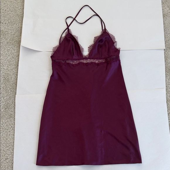 Victoria's Secret Other - EUC. XS Victorias Secret Slip Dress